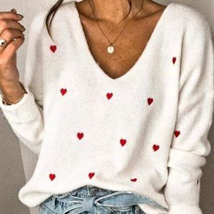 NWT White v-neck Heart Sweater